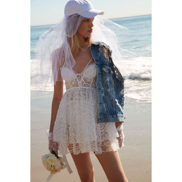 New For Love & Lemons Tatiana Lace Sheer Mini Dress Xtra Small - Picture 4 of 9